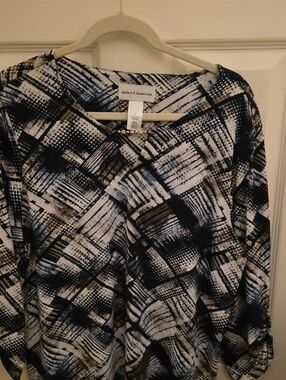 Alfred Dunner Black, White and Gold Abstract Brushstroke Tunic